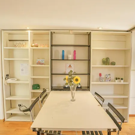 Apartment Pretty Alfani *