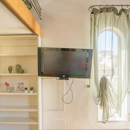 Pretty Alfani Apartment *