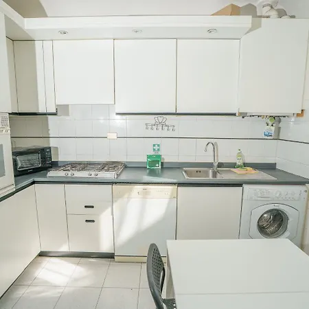 Pretty Alfani Apartment *